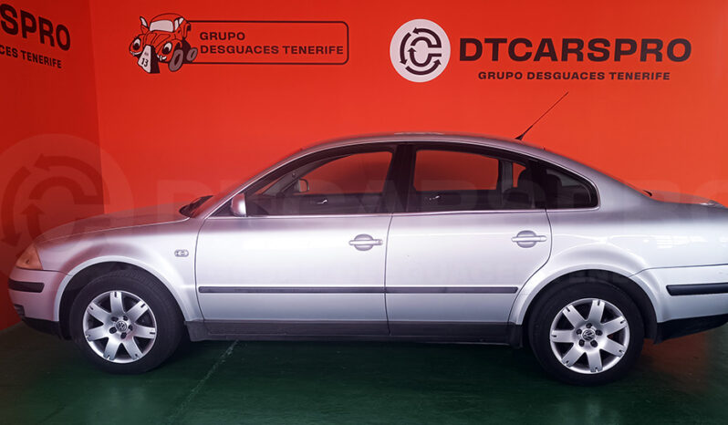 
								Volkswagen Passat 1.9 TDI completo									