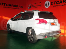 
										Peugeot 2008 1.2 Puretech completo									