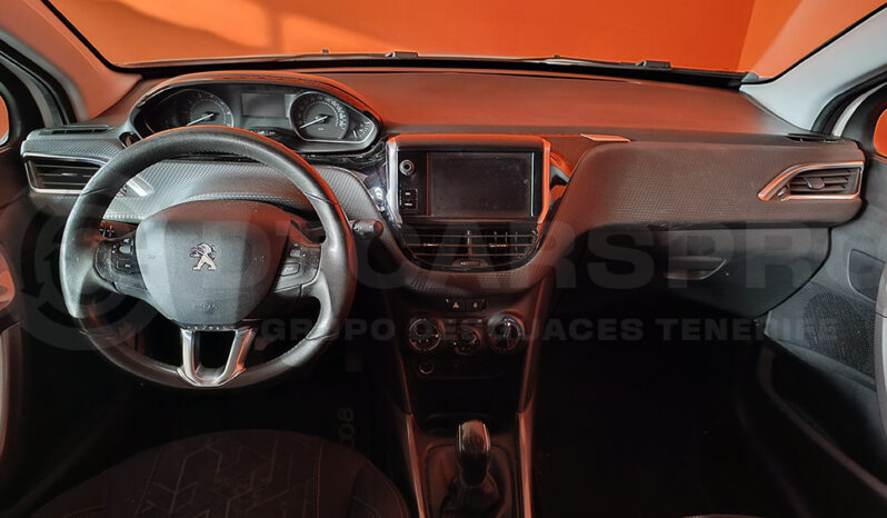 
								Peugeot 2008 1.2 Puretech completo									