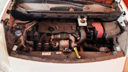 
										Peugeot Partner 1.6 HDi completo									